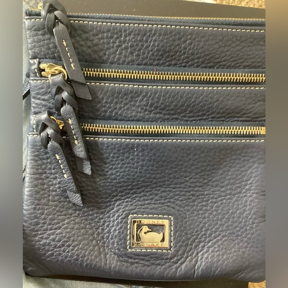 Dooney and Bourke midnight blue, triple zip, 8” x 8” crossbody leather purse - Picture 6 of 6
